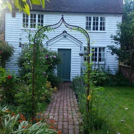 Period, Characterful Cottage Of Unique Charm Tenterden Zewnętrze zdjęcie